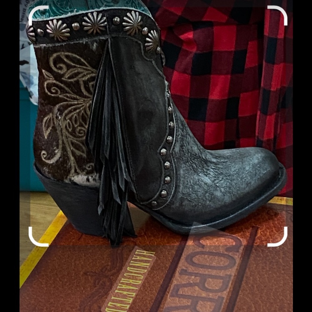 Corral Women's Distressed Black Ankle Boots